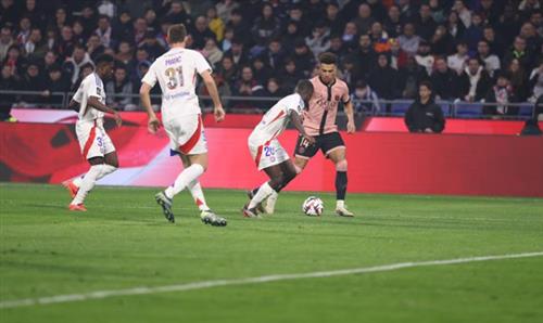 Lyon contre Paris Saint-Germain