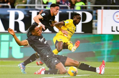 Cagliari contre Parme