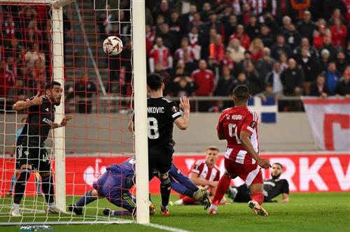 Olympiacos contre Qarabağ