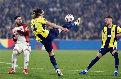 Fenerbahce contre Lyon