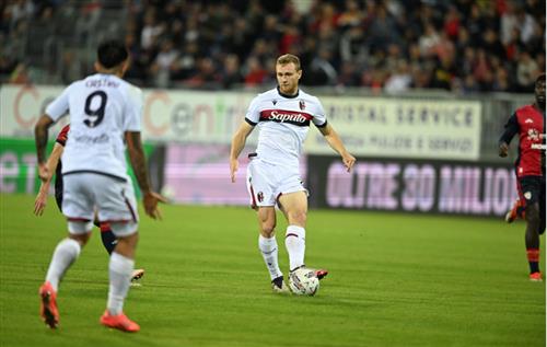 Cagliari contre Bologne