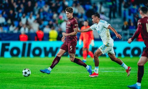 Slovan Bratislava contre Manchester City