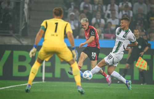 B. Mönchengladbach contre Bayer Leverkusen
