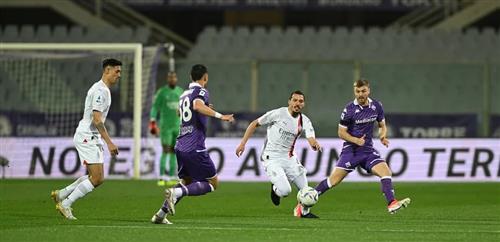 Fiorentina contre Milan AC