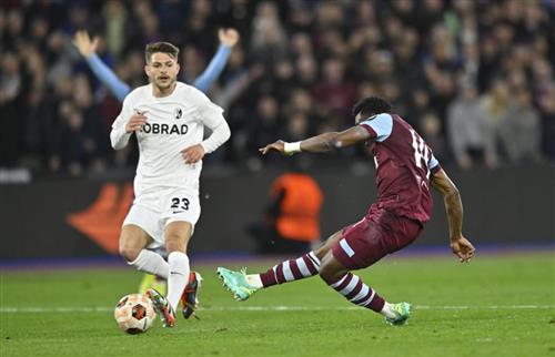 West Ham United contre Fribourg