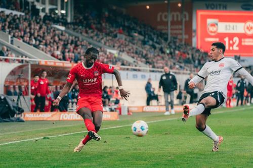 Heidenheimer contre Eintracht Francfort