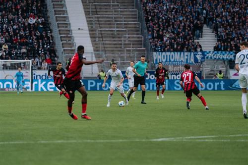 E. Eintracht Francfort contre VfL Bochum