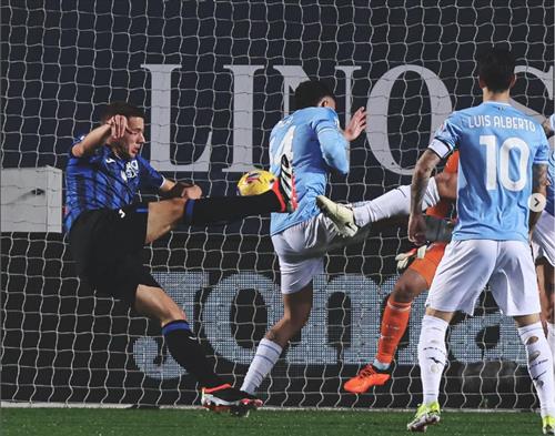 Atalante contre Latium