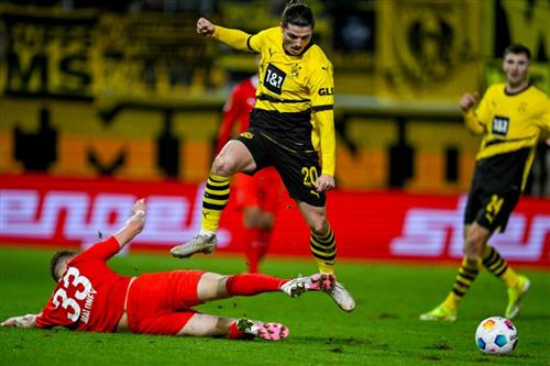 Heidenheimer contre Borussia Dortmund