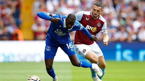 Hibernian contre Aston Villa