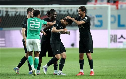 Newcastle United contre Tottenham Hotspur