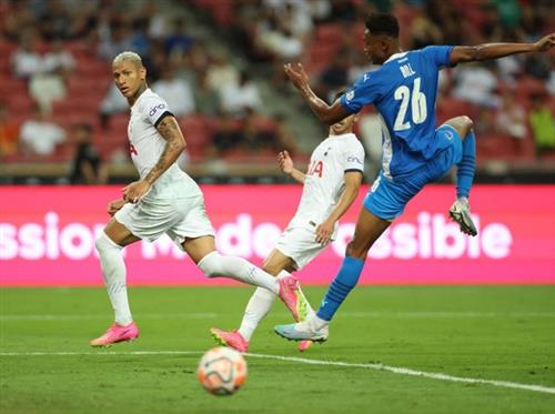 Lions Mariners contre Tottenham Hotspur