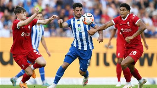 Karlsruhe contre Liverpool
