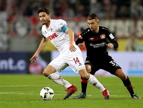 B. Bayer Leverkusen contre FC Cologne