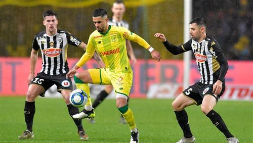 Angers contre Nantes