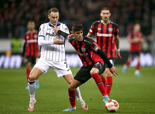 B. Bayer Leverkusen contre Club de Bruges