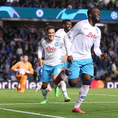 Cremonese contre Naples