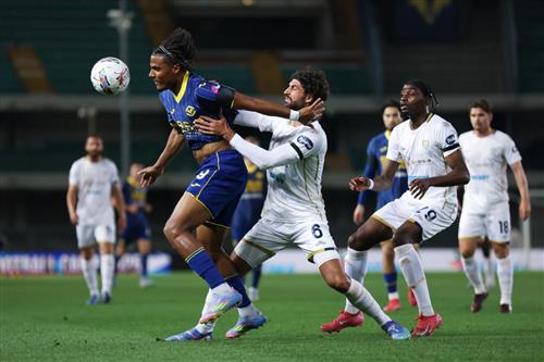 Grèce Vérone vs Cagliari