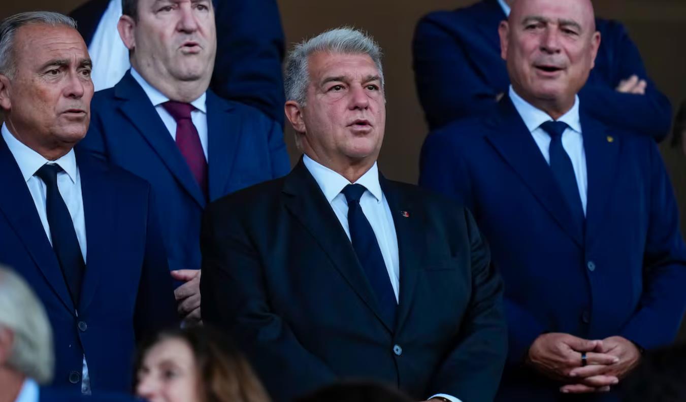 Laporta fustige le Real Madrid : ce n'est pas bien d'utiliser sa propre chaîne de télévision pour faire pression sur les arbitres