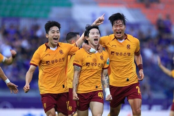 Lee Jung-hyo, entraîneur de Gwangju : Nous avons encore 6 matchs à jouer et espérons mener la bataille de la relégation de toutes nos forces