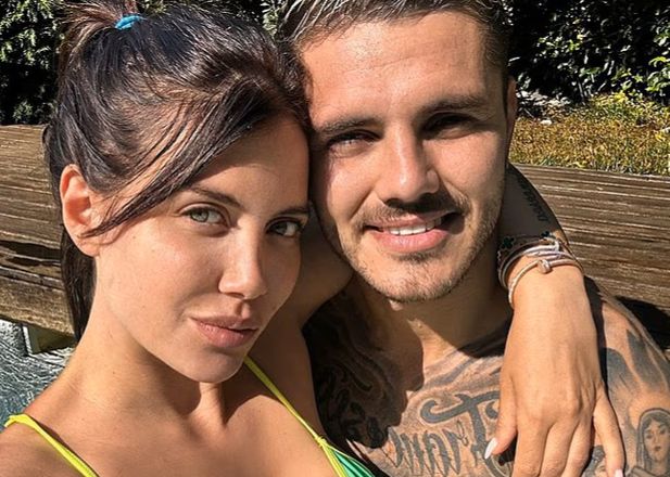 Wanda : Les rumeurs sur Internet selon lesquelles j'aurais envoyé des SMS ambigus à Enzo sont toutes fausses. C'est le problème des célébrités.