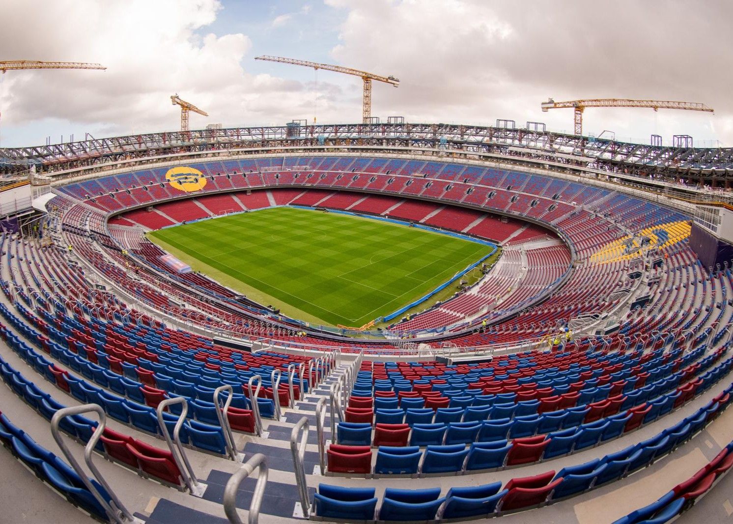 TOUT LE MONDE: Le Barça pourrait revenir au Camp Nou contre Alaves le 29 novembre