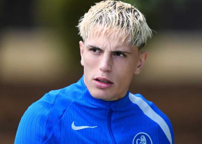 Médias britanniques : le staff d'entraîneurs approuve l'initiative de Ganaccio de s'entraîner davantage, et il faudra du temps pour s'adapter au système de Chelsea