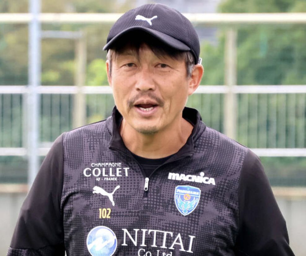 Officiel : le contrat de l'entraîneur du Yokohama FC, Miura Fumio, expire et il quittera son poste à la fin de la saison