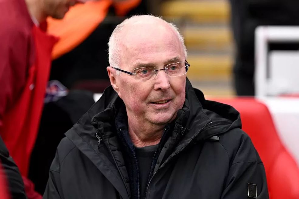 Médias britanniques : Le regretté entraîneur suédois Eriksson était aux prises avec d'énormes dettes et sa famille a été contrainte de vendre son manoir pour rembourser la dette.