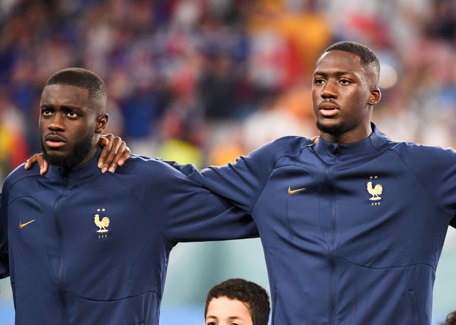 Schira: le Real Madrid envisage de recruter les meilleurs défenseurs centraux l'été prochain, en considérant Konate et Upamecano