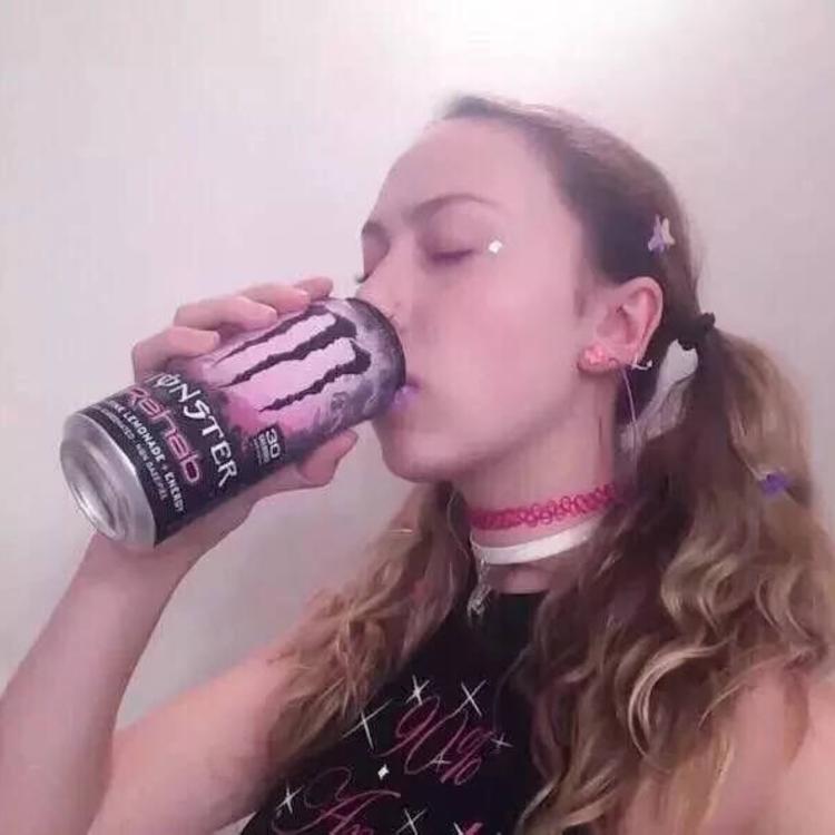 6686体育金牌作者Sophia