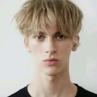 6686体育铜牌作者Henry