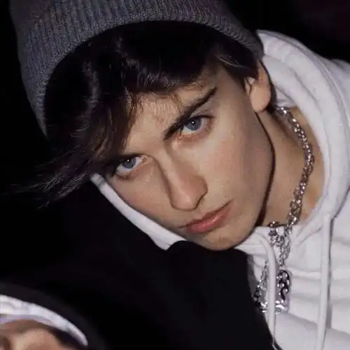 6686体育首席作者戒不掉