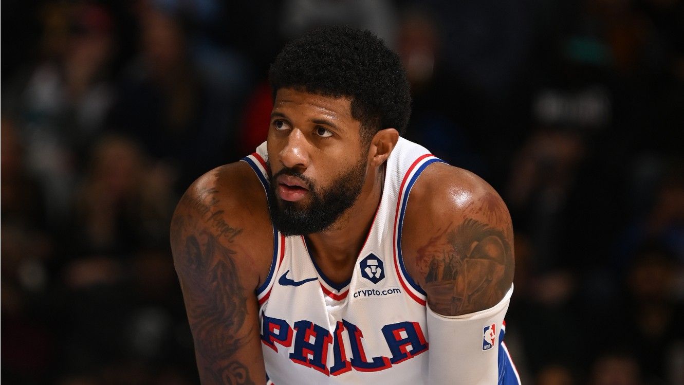 Demain, les Hornets seront blessés contre les 76ers : Paul George et cinq autres joueurs seront absents, Embiid jouera comme d'habitude