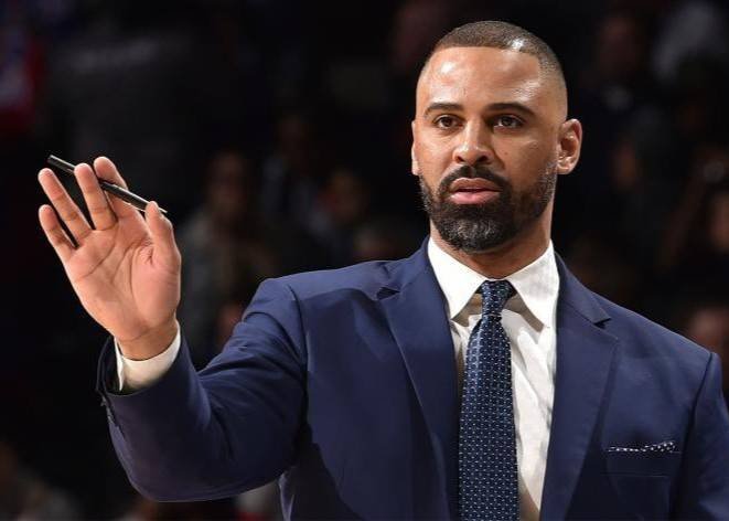 Uduka : Il y a des coéquipiers ouverts partout sur le terrain, mais on force les tirs