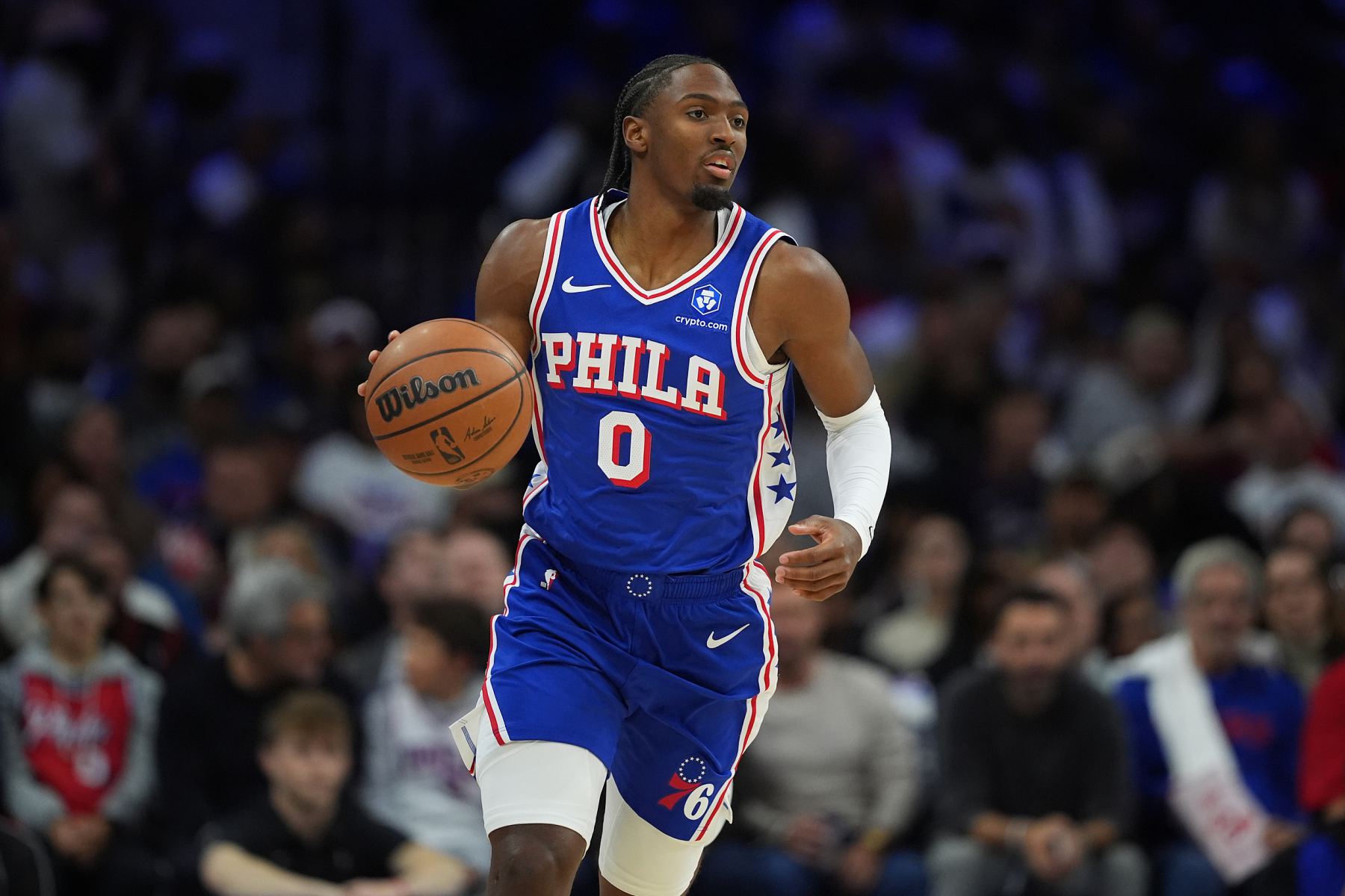 Les réserves sont géniales ! Les réservistes des 76ers ont marqué plus que les partants à la mi-temps, et seul Maxi a marqué à deux chiffres en tant que titulaire.