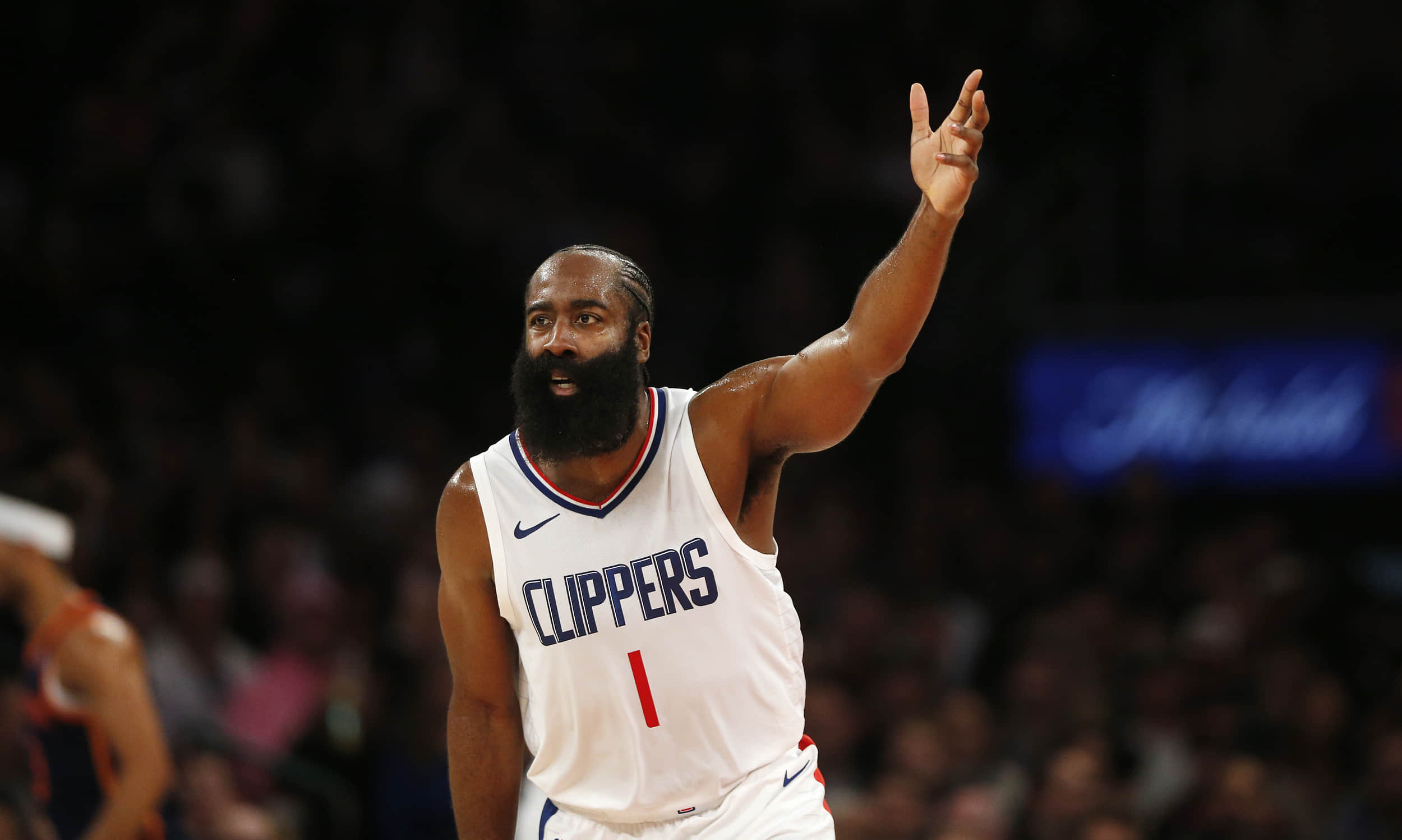 Médias américains : Harden et Leonard rateront tous les deux le match de demain entre les Clippers et les Suns
