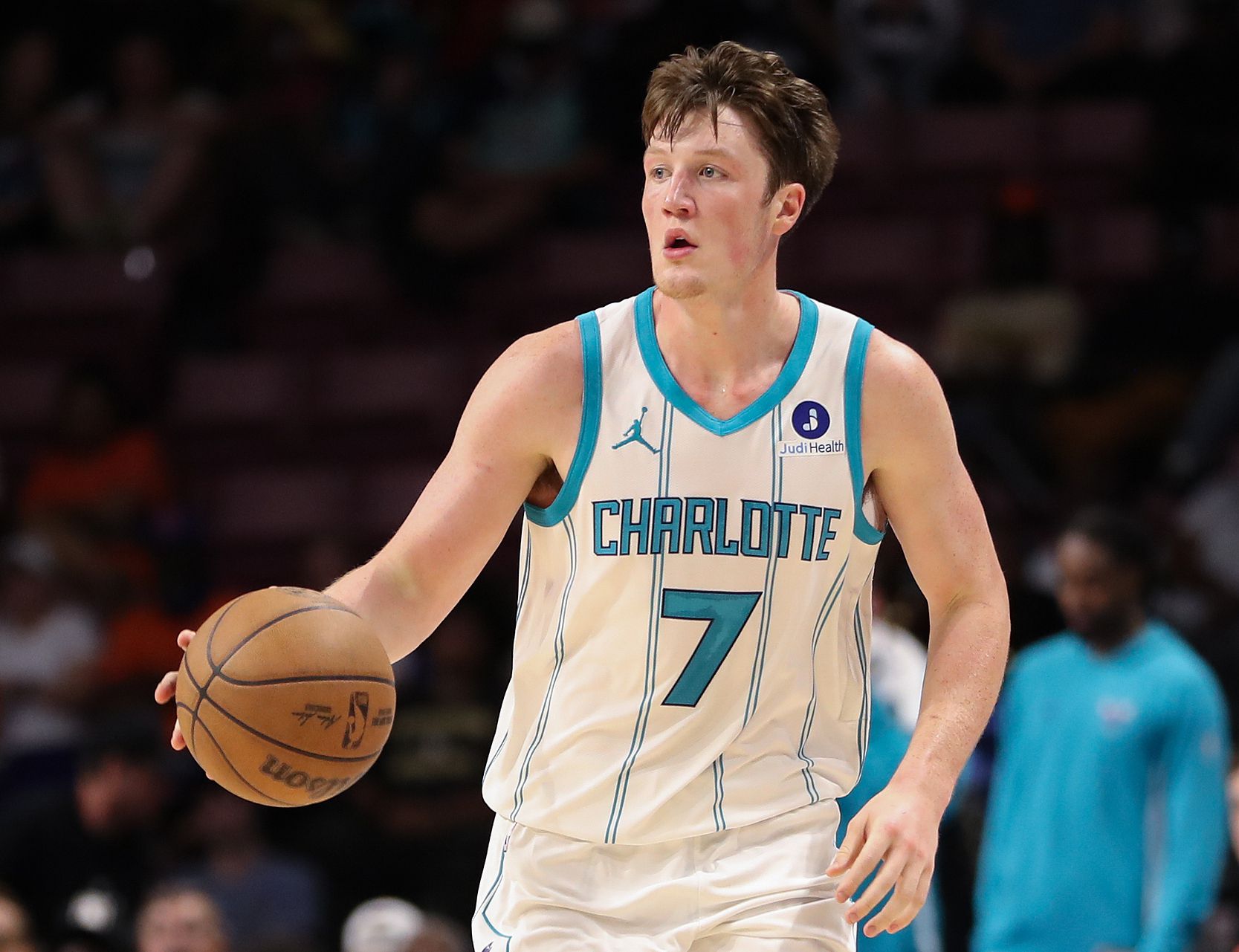 Mauvais contrôle du ballon ! Knipel a réalisé 3 tirs sur 10 et a contribué 8 points, 3 passes décisives et 5 erreurs.