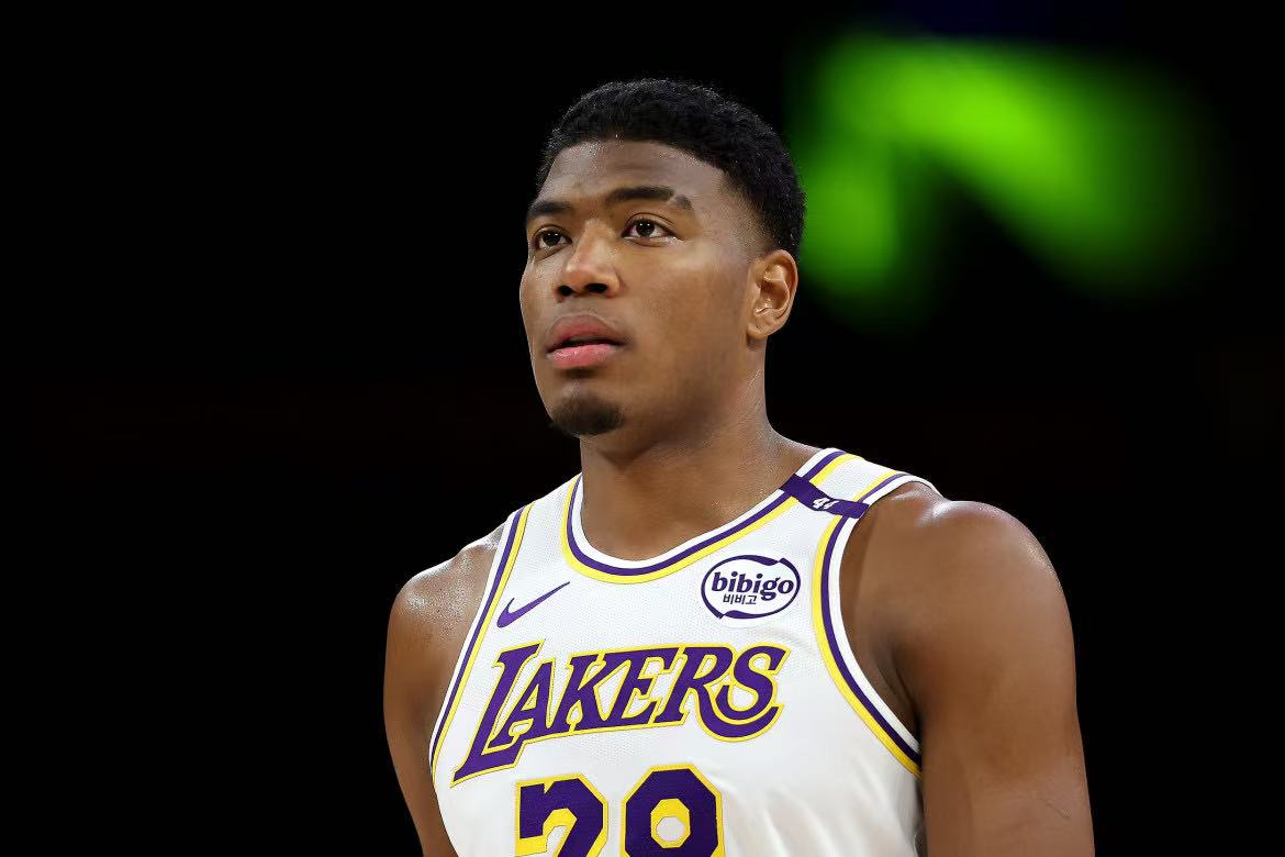 Rapport sur les blessures des Bucks contre les Lakers : Antetokounmpo peut jouer, Rui Hachimura et Smart sont absents