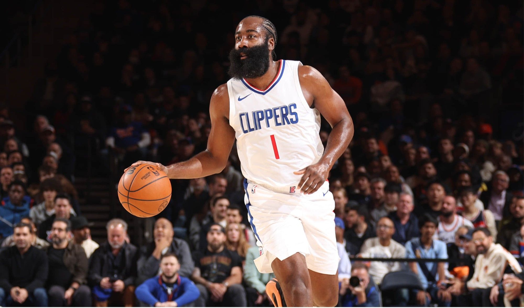 Battre plusieurs records ! Harden a marqué plus de 40 triple-doubles, le premier de l'histoire des Clippers