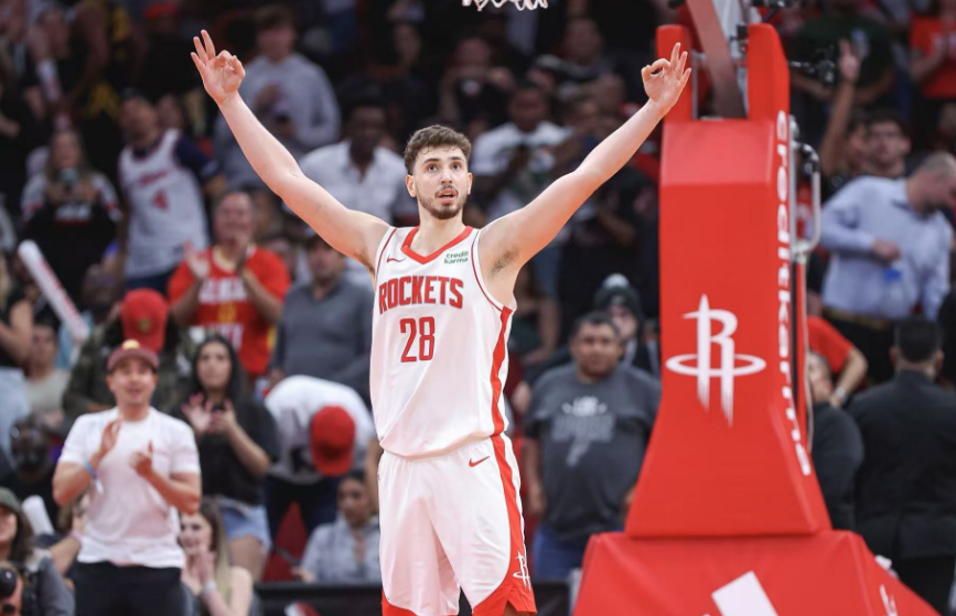 Encore raté un triple-double ! Shin Kyung : Chaque fois que je m'approche d'un triple-double, le jeu échoue définitivement.