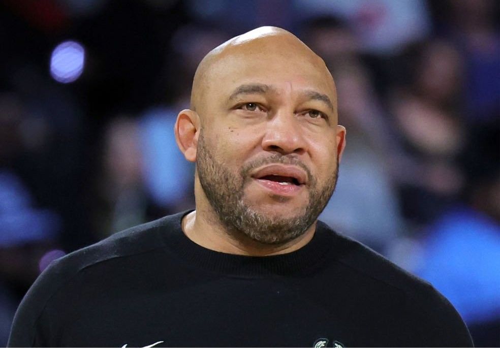 Les Bucks ont remporté 10 matchs consécutifs de la Coupe NBA au fil des saisons, et le record de l'entraîneur adjoint de la Coupe Hamm a atteint 16 victoires et 0 défaite.